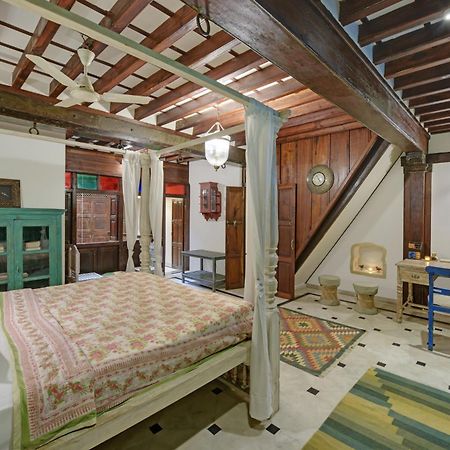 מלון אחמדאבאד Dodhia Haveli מראה חיצוני תמונה